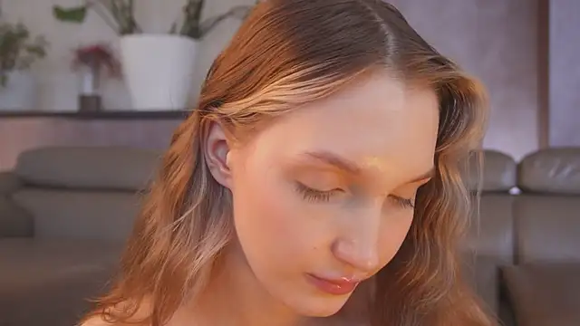 YvetteMilbrett webcam