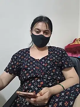 HeartlessGirl webcam