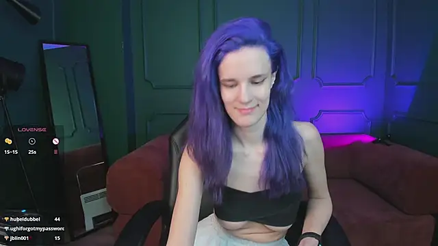 AuraLaunni webcam