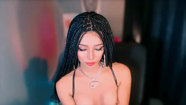 xUrGoddess_islaCumsAlotx webcam