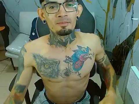 Boy_tatto77 webcam