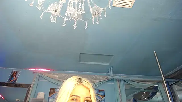 ADRIANNA_FOX webcam