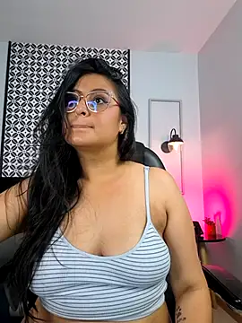 Amber_gold_ webcam