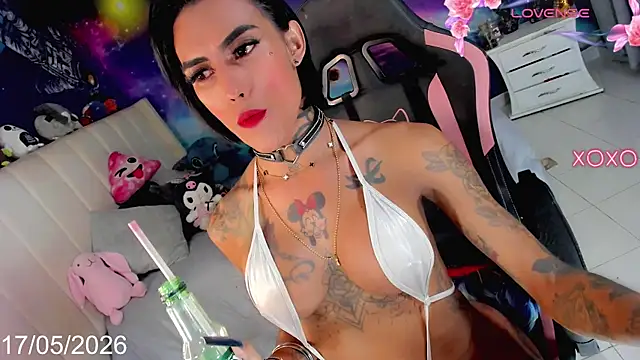 Nella_Dolls webcam