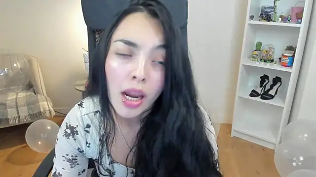_BellaEvans_ webcam