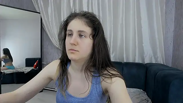 Holliy_Cooper webcam