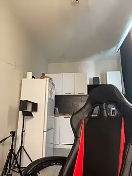 DriveThruCiri webcam