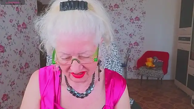 Maya_Mayflower webcam