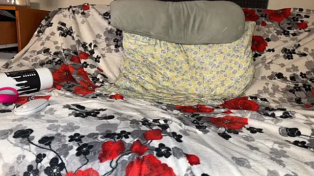 kinky_malinaa webcam