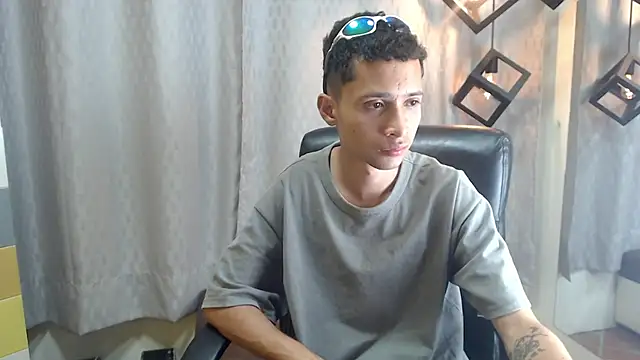 LucassSmith11 webcam