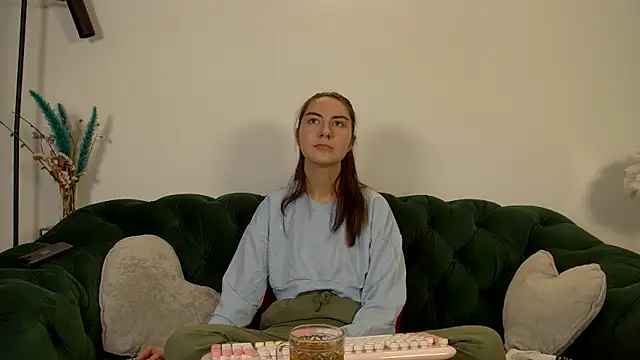 AlisaAlarie webcam