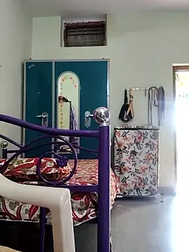 yamini1431 webcam