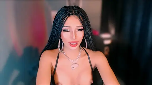 xUrGoddess_islaCumsAlotx webcam