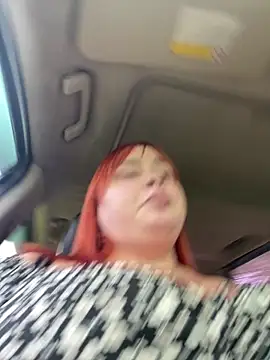 LadyDreams11 webcam