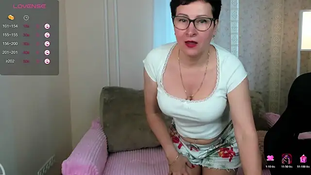 JennyMons webcam