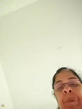 NakedMILFx webcam