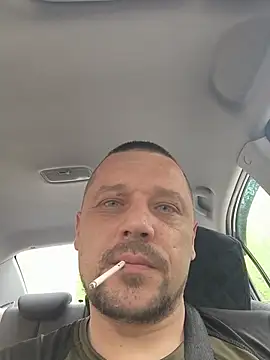 DanielOhCool webcam
