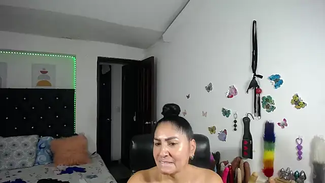 mature_bigboobs10 webcam
