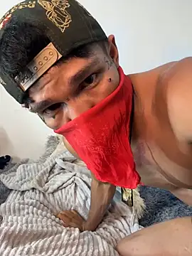 CRAZY-BOY99 webcam
