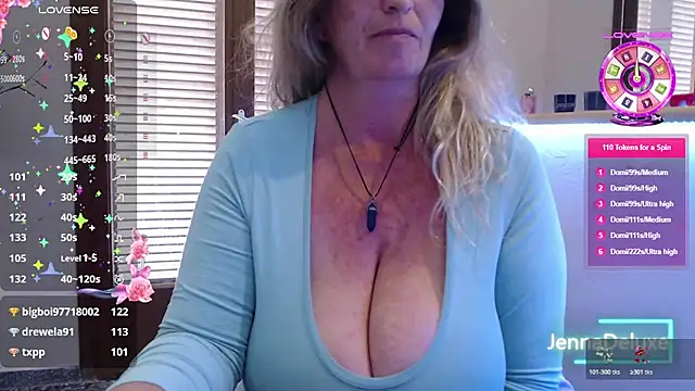 JennaDeluxe webcam