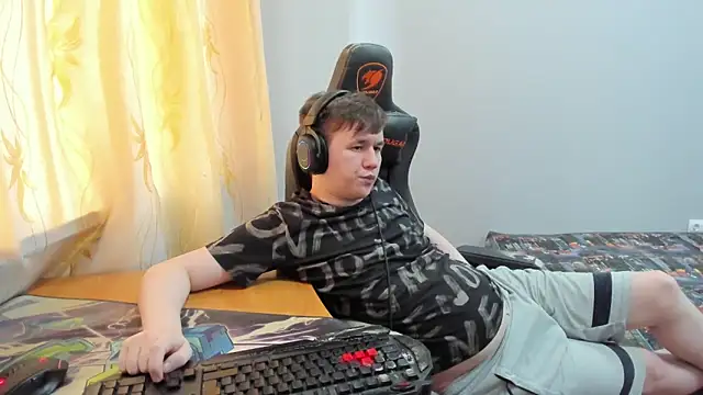 iliaskrislove webcam