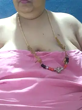 tamilthanushri webcam