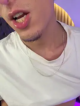MateoMitchell webcam
