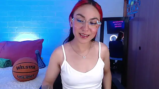 Amy66