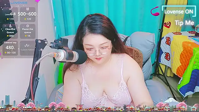 AngelwithEcup webcam