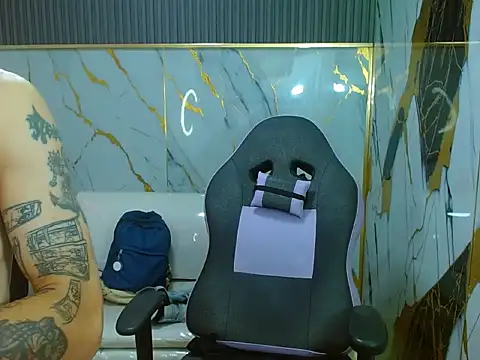 Boy_tatto77 webcam