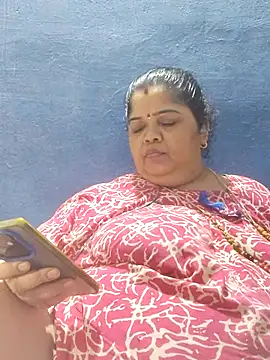 tamilthanushri webcam