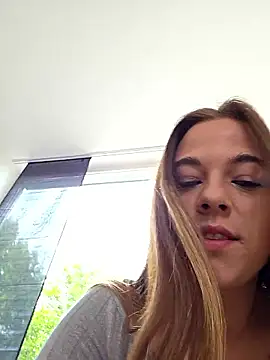 Luna_Lynn webcam