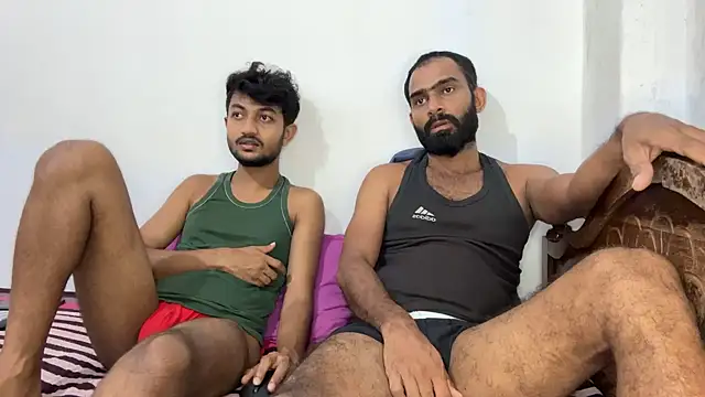 DesiDaddyandSon webcam