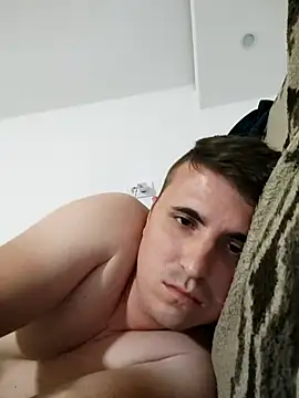 MrNoBoDy000 webcam