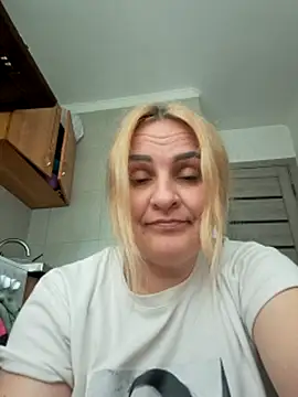 Malichkaanna30 webcam
