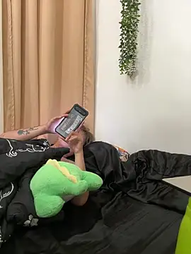 adrianasinclair webcam