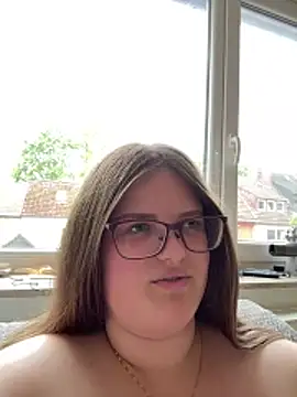 CurvyPaar2 webcam