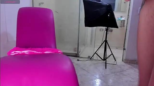 Hott_temptation21 webcam