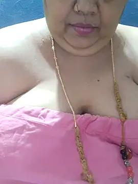 tamilthanushri webcam