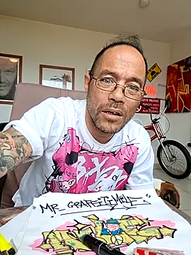 Mr_Graffitimile webcam