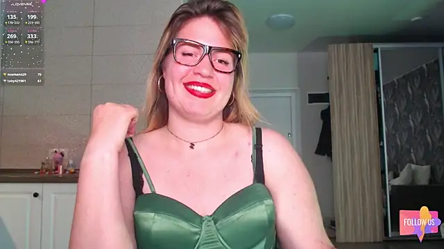 vip_sweetnes webcam