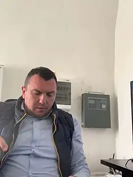 Mike8523 webcam