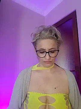 LunaBlaise webcam