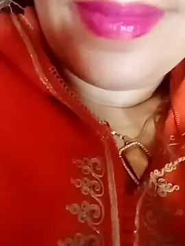 Naughty-Yousra webcam