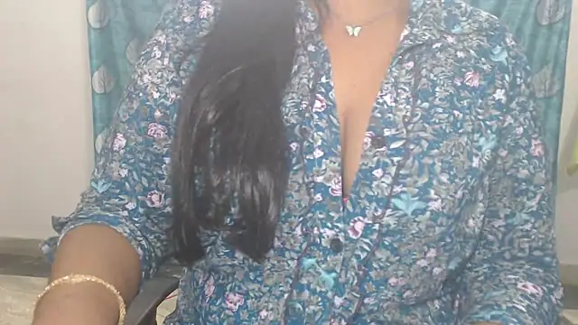 Sophia_your webcam