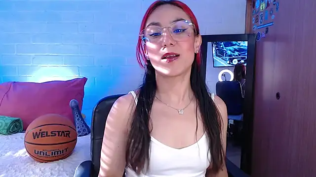 Amy66 webcam