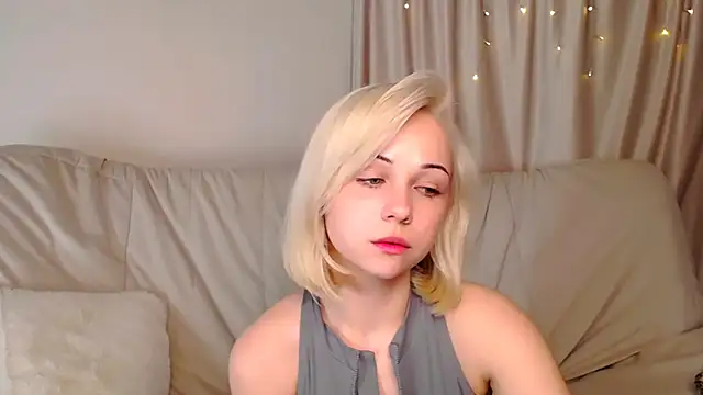 ElenaMonroe webcam