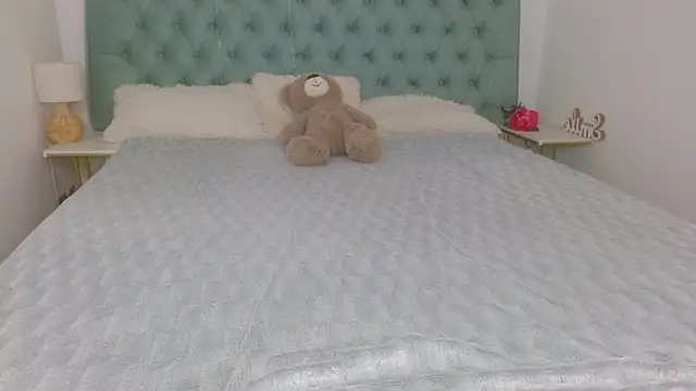 Erika_bestboobs webcam