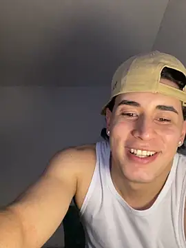 Maximuz1920 webcam