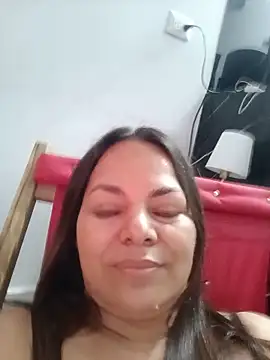 Madame_scarlet44 webcam